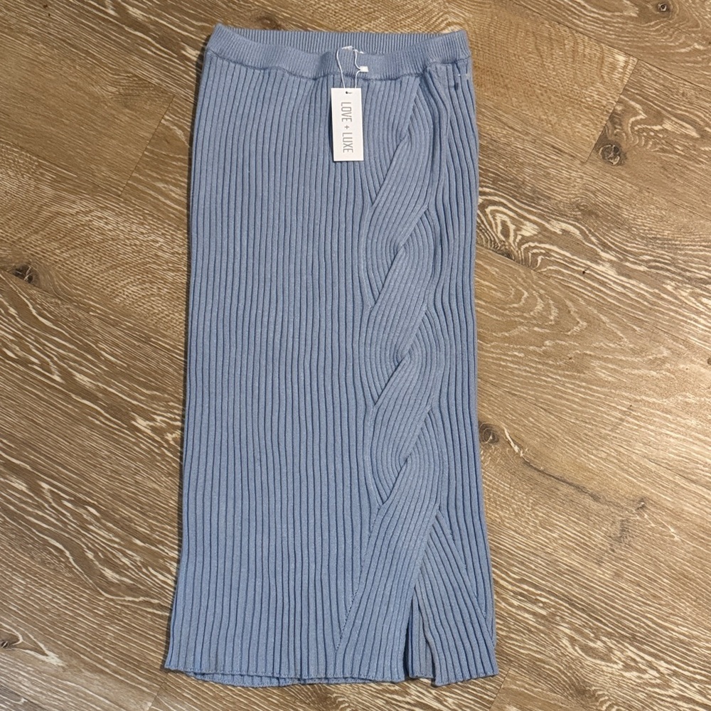Knit skirt